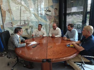 New Holland con los agricultores y ganaderos afectados por la gota fría en Murcia y Alicante